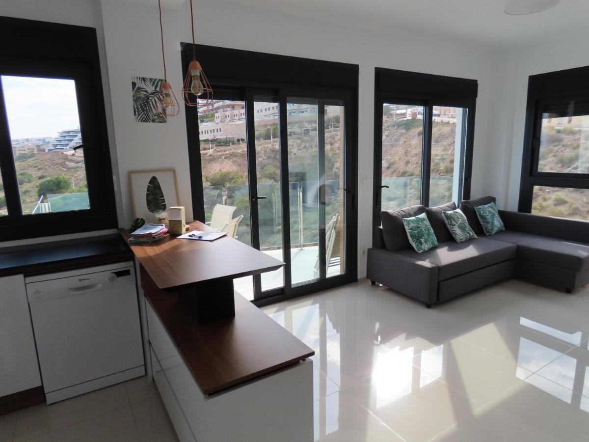 Penthouse Seacoast Apartment Arenales del Sol Bagian luar foto